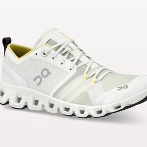 Brand new in box
Cloud X Shift
Vapor | Acacia - sold out color